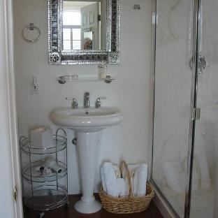 coconinobathroom2existing
